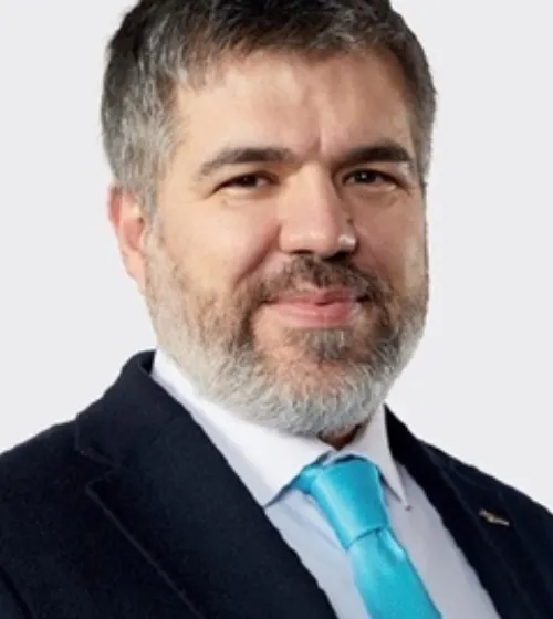 Adil Boz